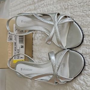 Naturalizer sling back heels Size 7M